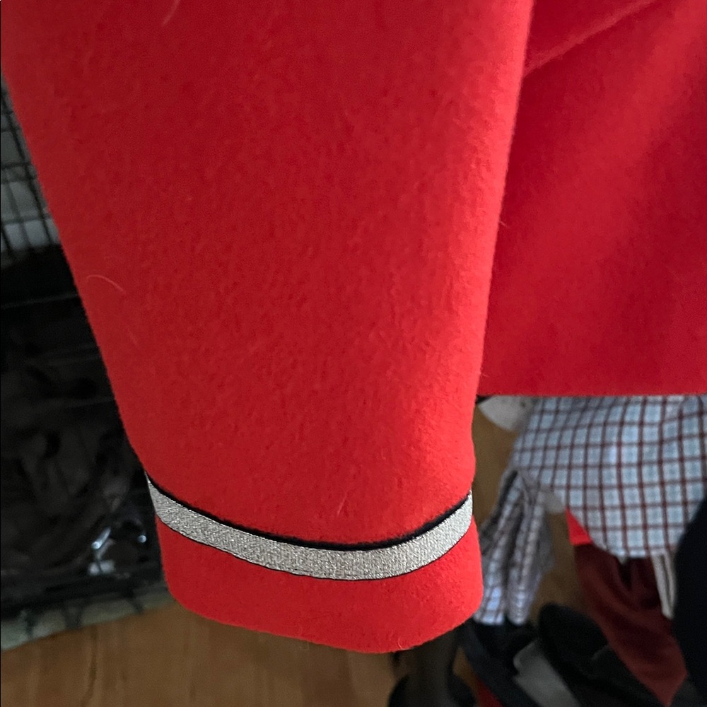 Elegant Red Embroidered Women's Blazer - Picture 6 of 8
